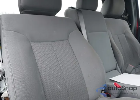 2013 Ford F-150 Xl z USA, uszkodzony, nr VIN 1FTNF1EF5DKE29944